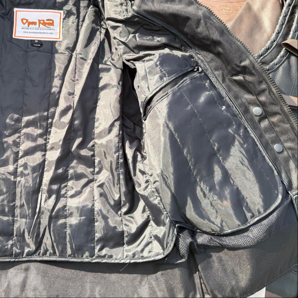 Blouson moto textile pour homme. Protections, bandes réfléchissantes et poches multiples