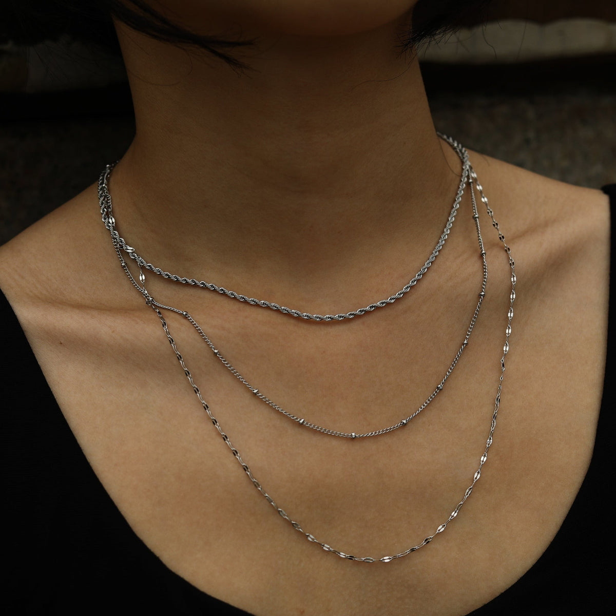 Collier ZURI à triple chaîne en argent