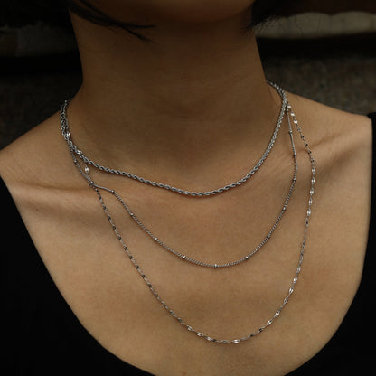 Collier ZURI à triple chaîne en argent