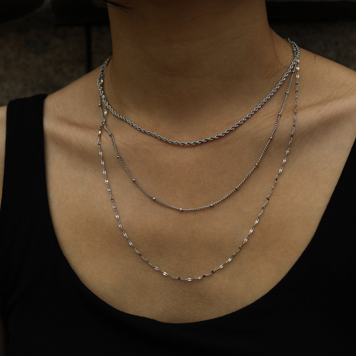 Collier ZURI à triple chaîne en argent