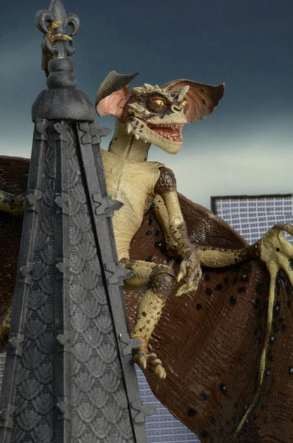 Gremlins 2 Bat Gremlin Deluxe Figure