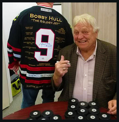 MAILLOT DE CARRIÈRE ROUGE BOBBY HULL #9 SUR 399 - AUTOGRAPHIÉ - CHICAGO BLACKHAWKS