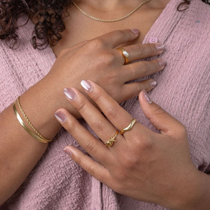 Bague ondulée moderne