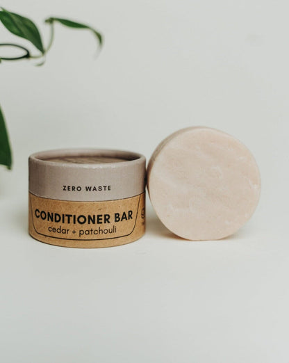 Après-shampooing Solide | Cèdre + Patchouli
