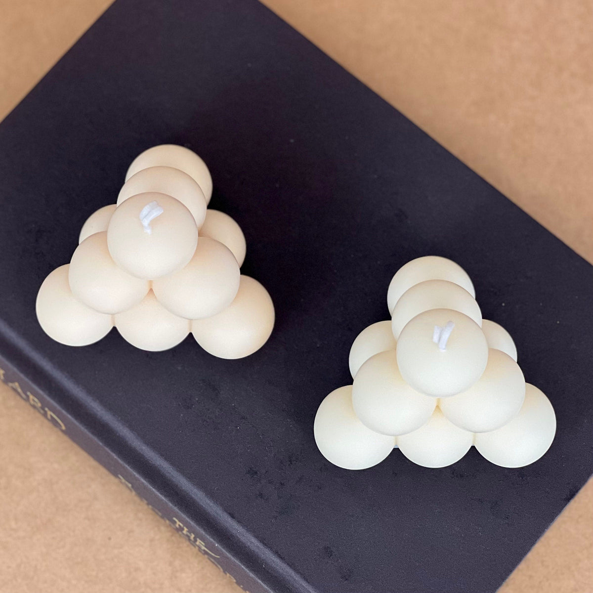 Bougie en Soja Pyramide à Bulles | Décoration d'Intérieur
