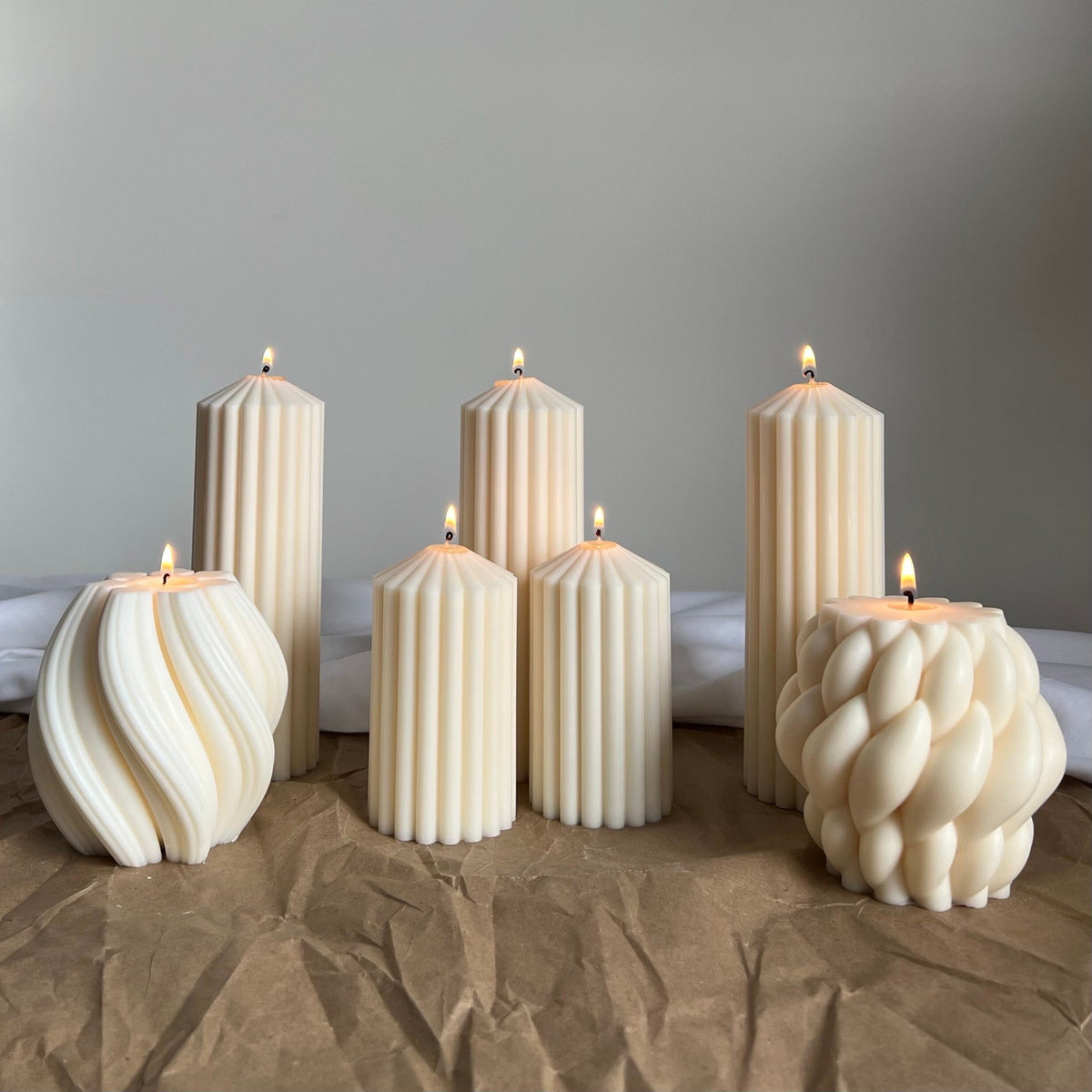 Bougie Pilier en Cire de Soja Cannelée | Décoration Végane Faite à la Main