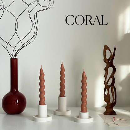 Bougie Conique Torsadée en Cire de Soja | Décoration Faite Main