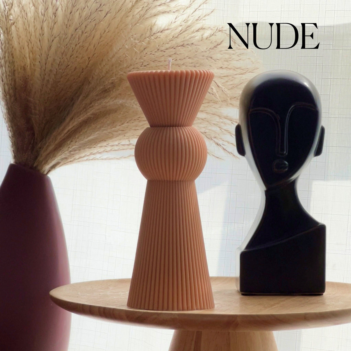 Bougie Pilier en Cire de Soja Cannelée : Pièce d'Échec, Décoration d'Intérieur
