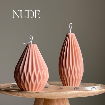 Bougie lanterne origami : bougie sculpturale en cire de soja, décor minimaliste
