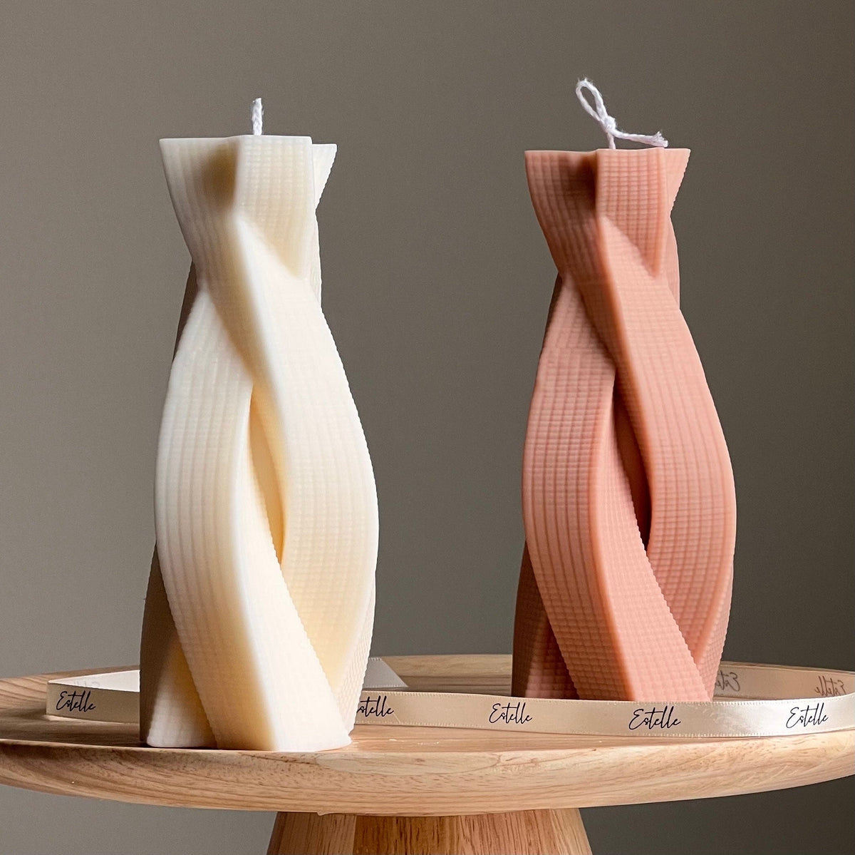 Bougie Pilier en Soja Corde Torsadée : Décoration Sculpturale pour la Maison