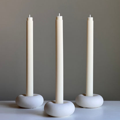 Bougeoir Donut en Jesmonite : Décoration de mariage minimaliste