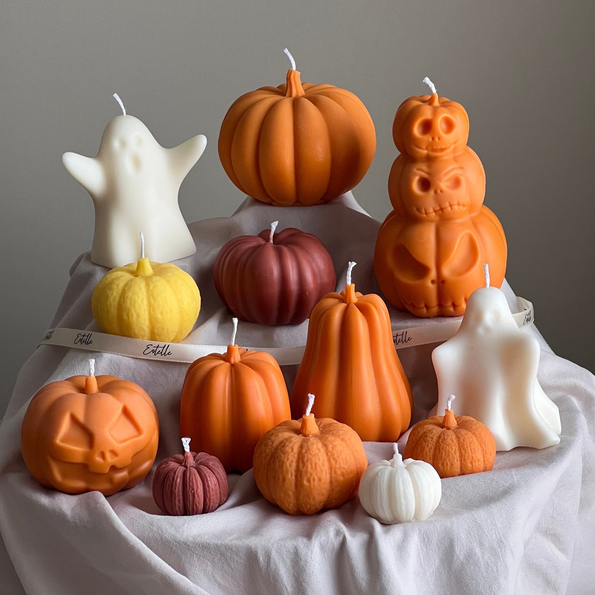 Lot de bougies artisanales à la cire de soja en forme de citrouille d'automne : Décoration d'intérieur effrayante