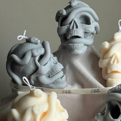 Skull Candle with Snakes: Spooky Halloween Soy Wax Decor