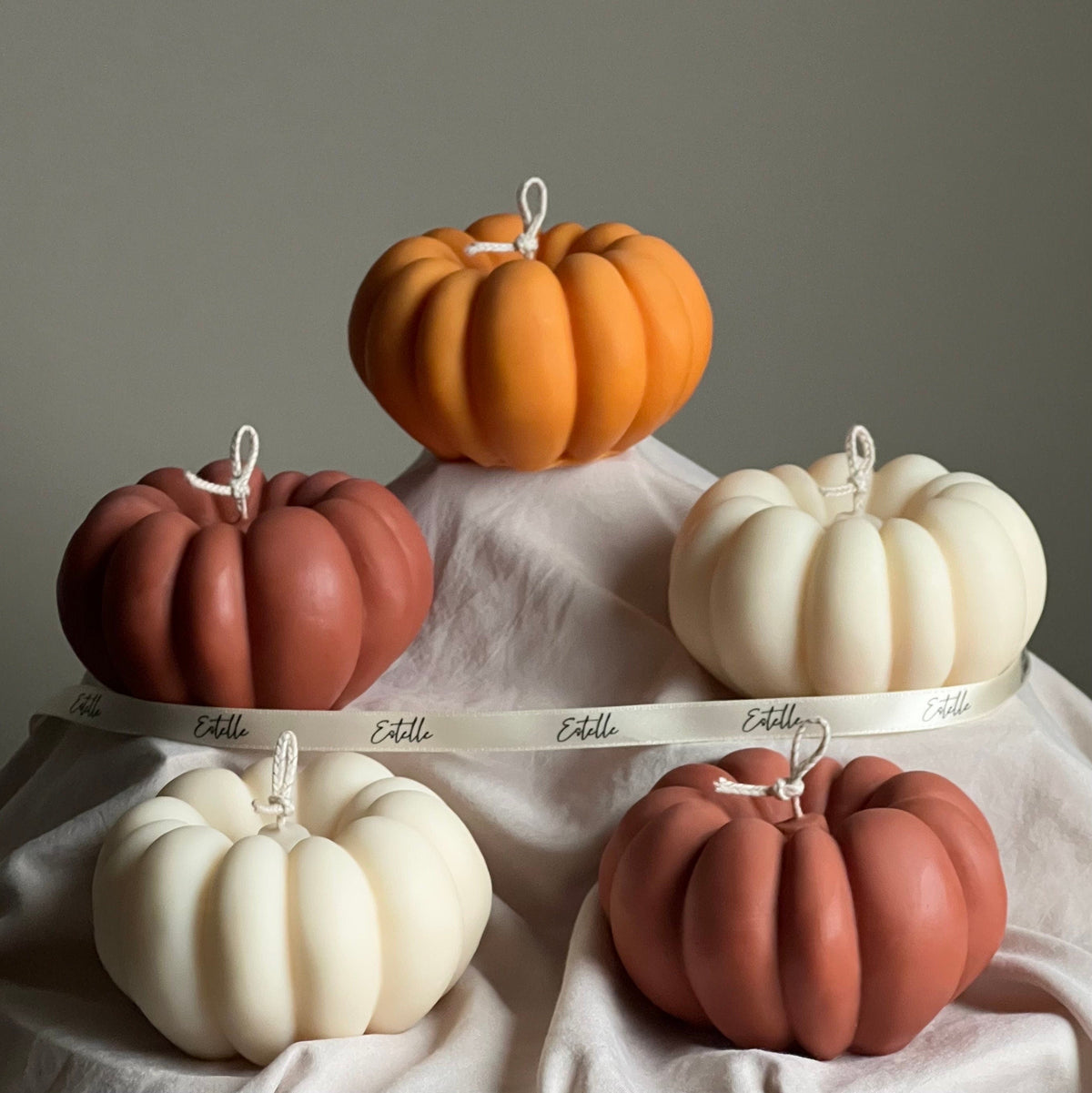 Bougie artisanale citrouille d'automne : Décoration sculpturale en cire de soja