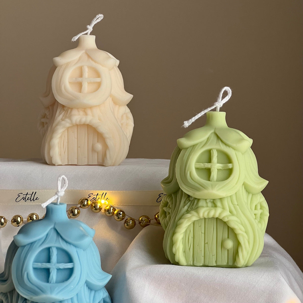 Christmas House Candle: Handmade Soy Wax Festive Decor