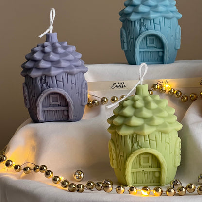 Bougie Maisonnette Pomme de Pin : Décoration de Noël Faite Main en Soja