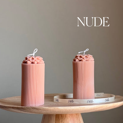 Bougie Pilier en Cire de Soja Fleur Sculpturale : Décoration d'Intérieur Minimaliste