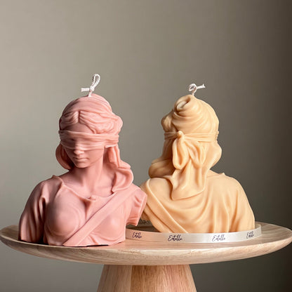 Bougie en cire de soja « Justice Aveugle » : Bougie buste de femme