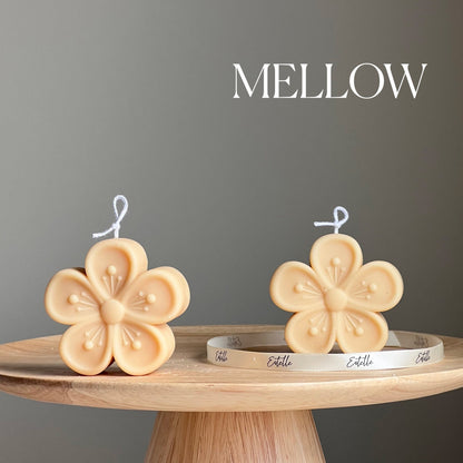 Soy Wax Flower Candle: Sculptural Blossom Candle
