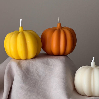 Bougie artisanale à la cire de soja citrouille : Décoration d'automne et d'Halloween