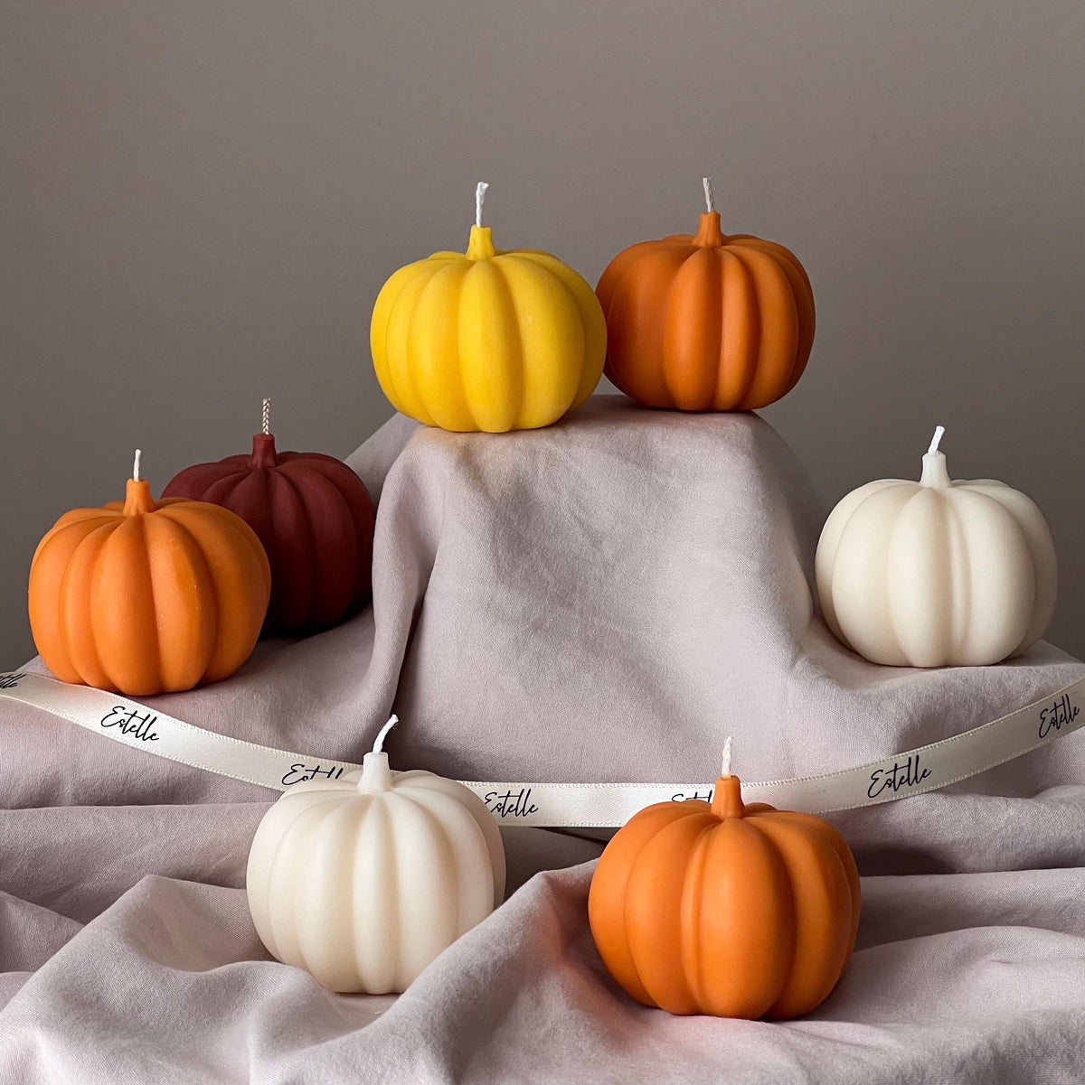 Bougie artisanale à la cire de soja citrouille : Décoration d'automne et d'Halloween