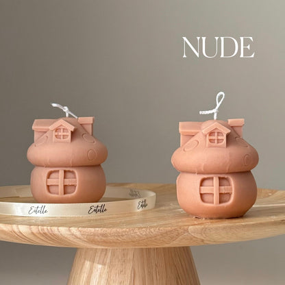Bougie en cire de soja Tiny House : Cadeau d'art sculptural coulé à la main