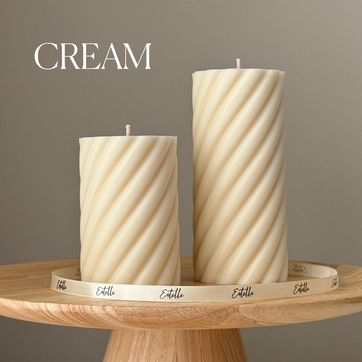 Duo de bougies piliers en soja torsadées faites à la main : Décoration sculpturale pour la maison