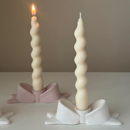 Bougeoir en jesmonite nœud papillon : Décor de table moderne