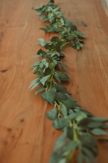 Eucalyptus + saule argenté (artificiel)