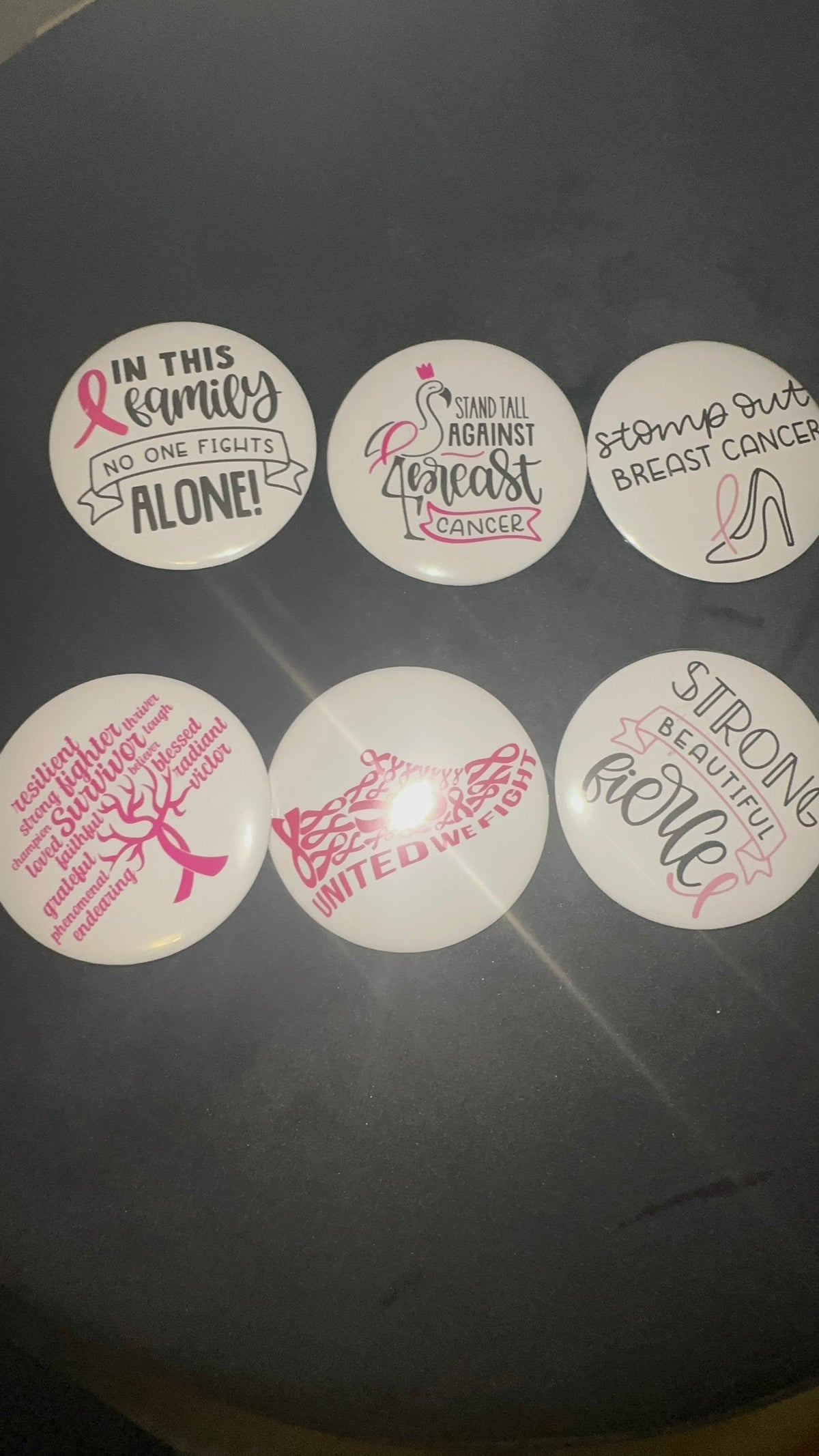 Boutons personnalisés de 2,25 po