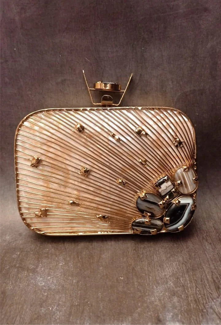 La pochette AVA