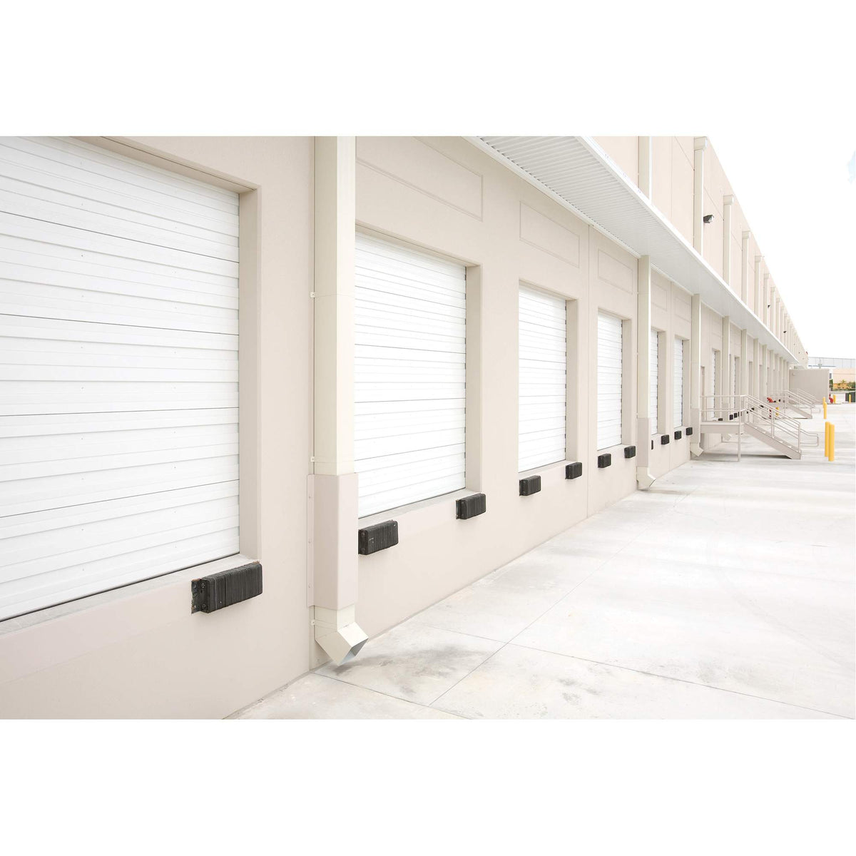 Butoirs de quai laminés, horizontaux, en caoutchouc, 30,5 cm l. x 10,2 cm P x 25,4 cm H