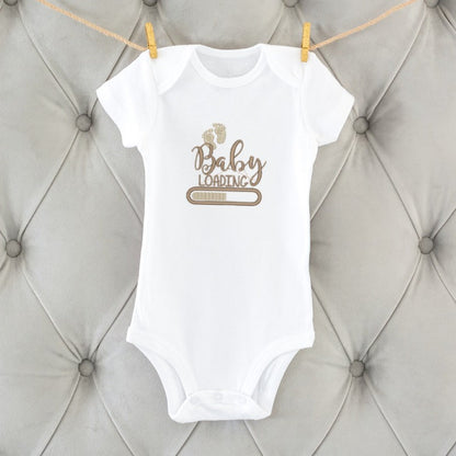 Cache-couche "Baby Loading" brodé