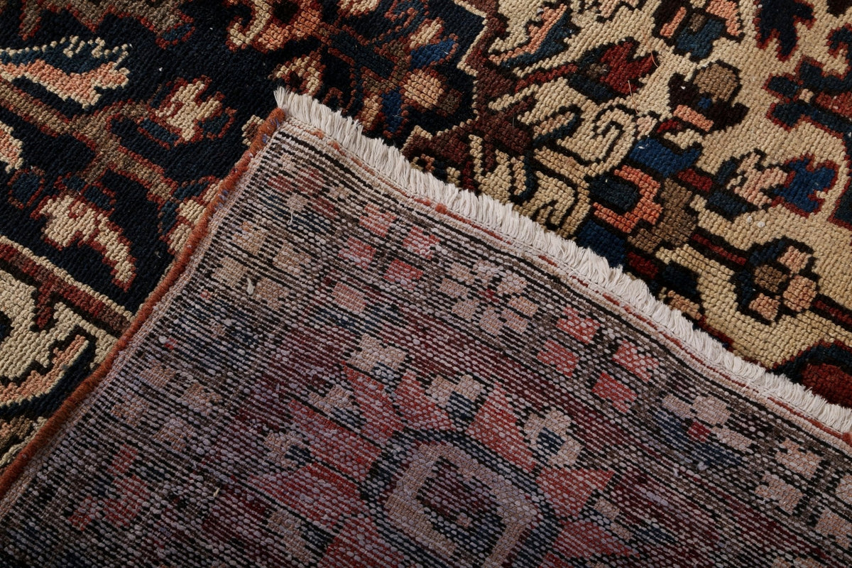 Persian Bakhtiari Rug | 9' 10" x 12' 9"