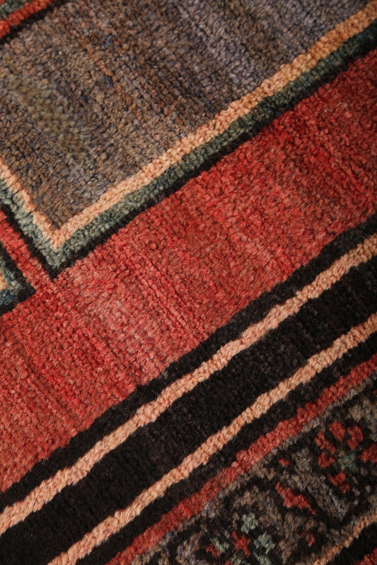 Persian Hamadan Rug | 4' 5" x 7' 6"