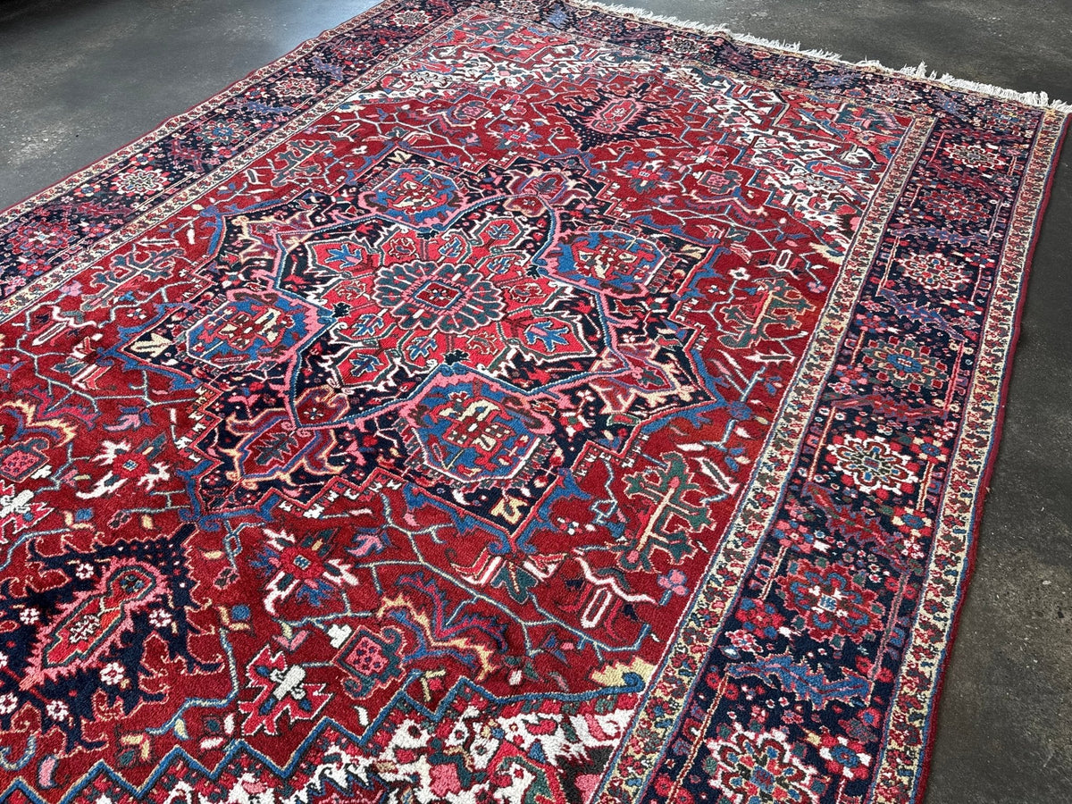 Persian Heriz Rug | 8' 3" x 12' 6"