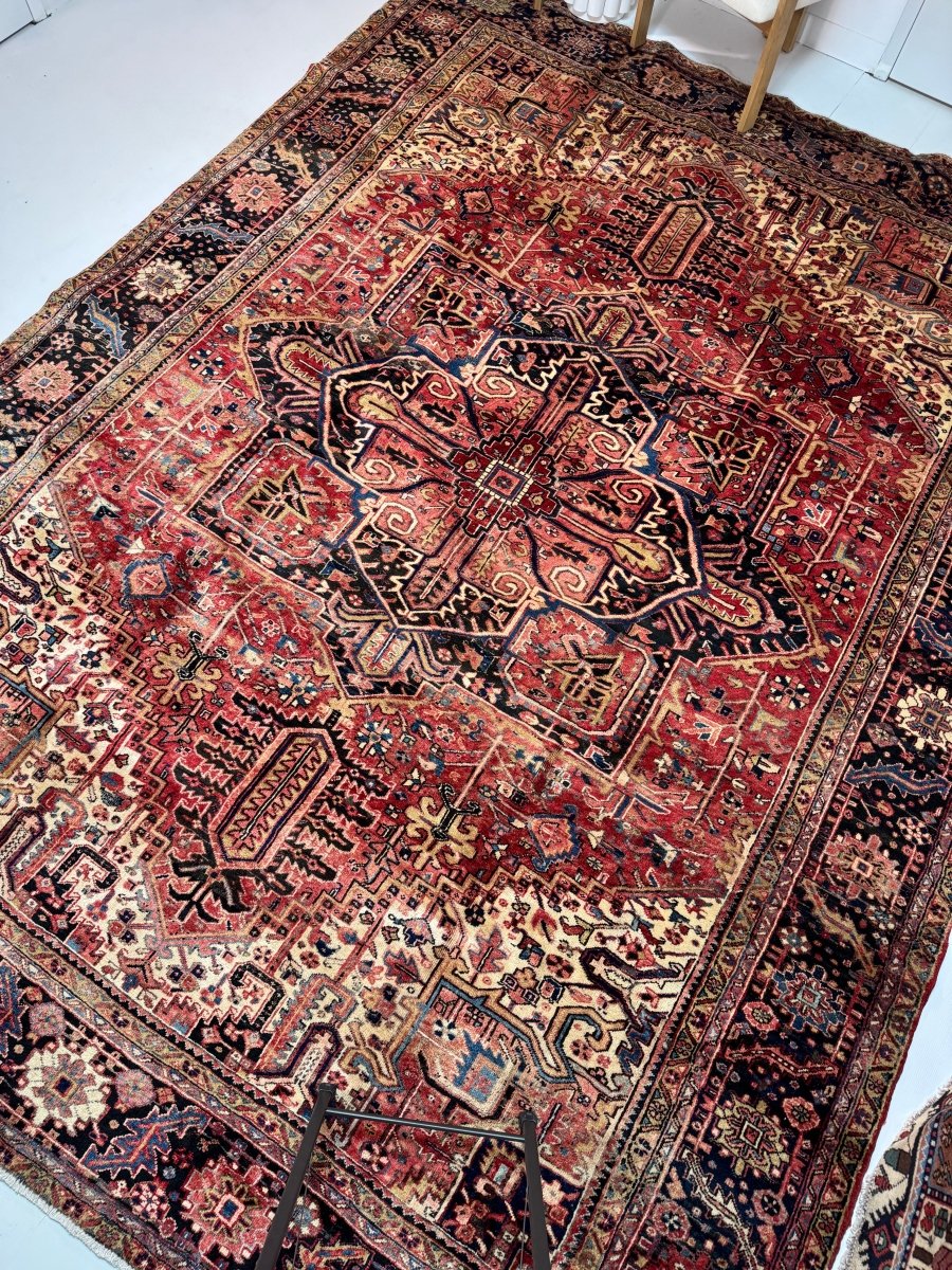 Persian Heriz Rug | 9' 10" x 12' 11"