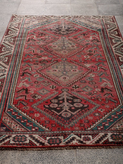 Persian Shiraz Rug | 4' 9” x 6' 9"