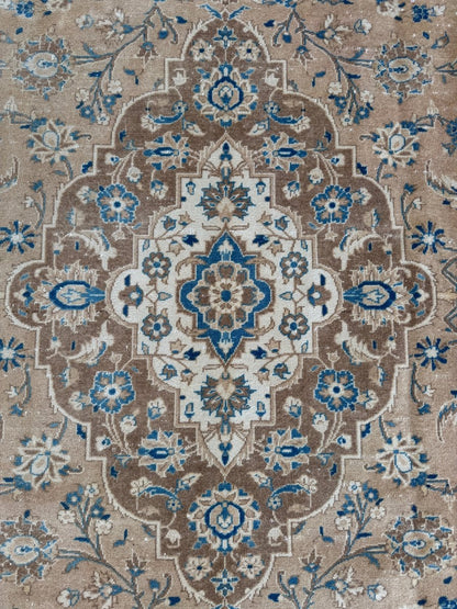 Vintage Kashan Rug | 7' 10" x 10' 11"