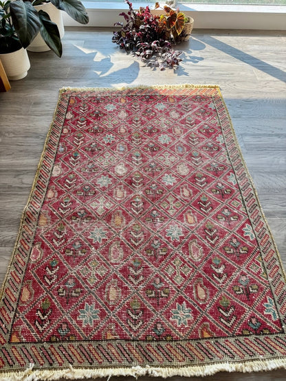 Vintage Tabriz Rug | 3' 1" x 4' 7"