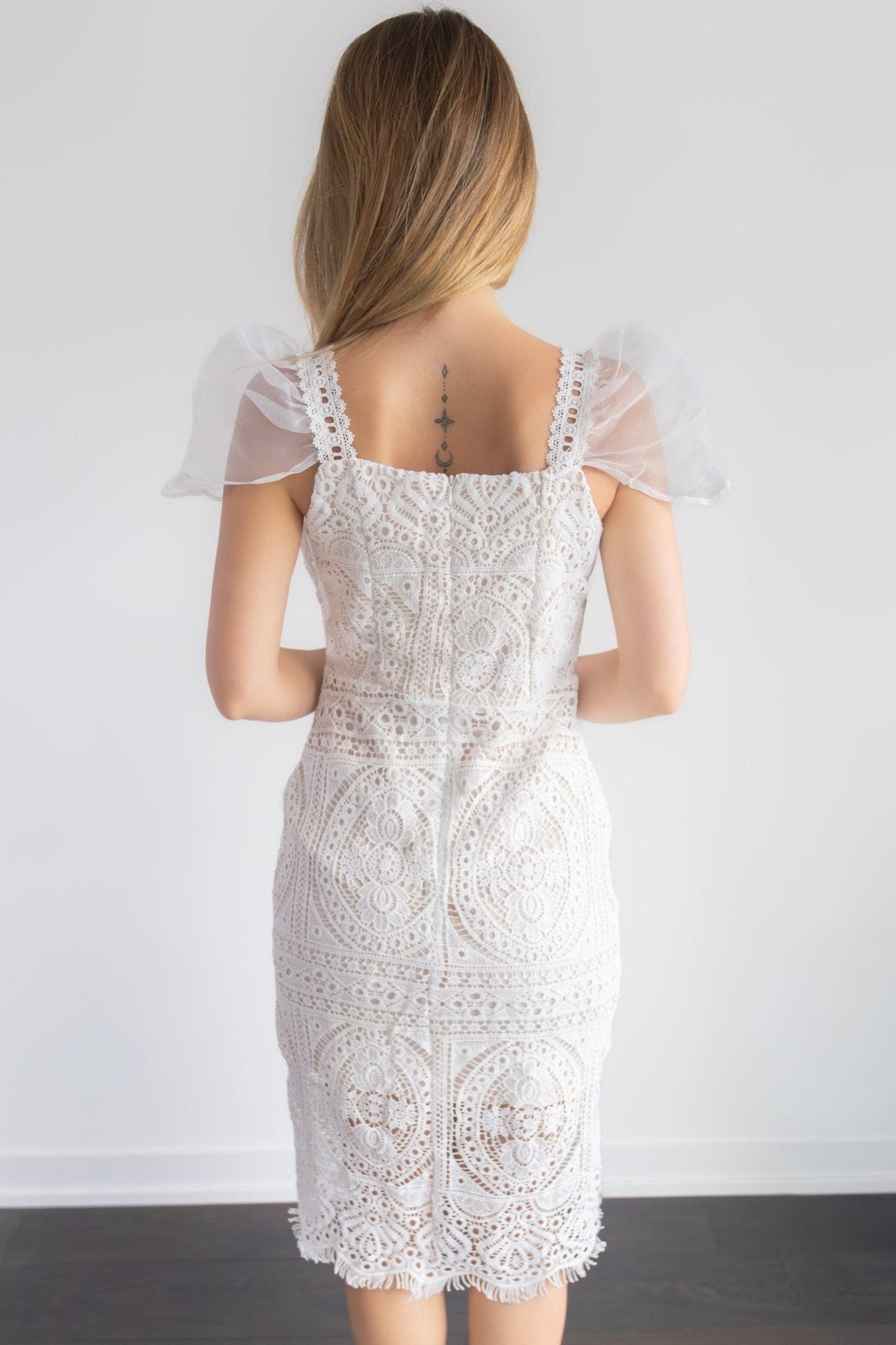 Robe Blanche Chic